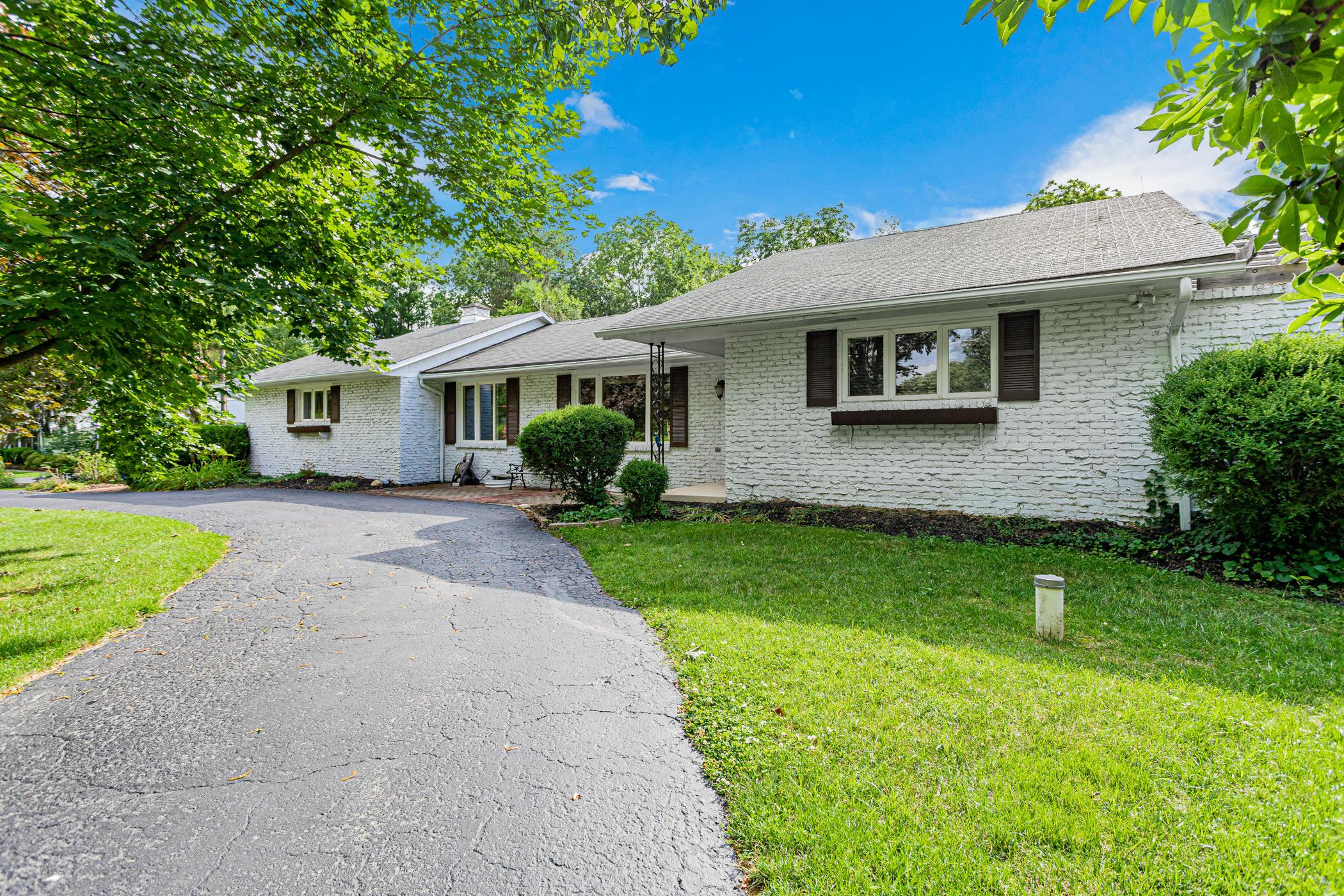1015 Cole Road Galloway, OH 43119 - Photo 1 of 116 Gallery Image 1