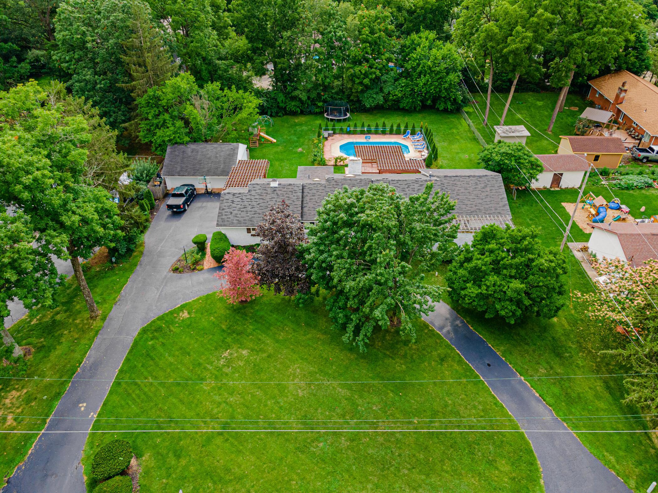 1015 Cole Road Galloway, OH 43119 - Photo 2 of 116 Gallery Image 2