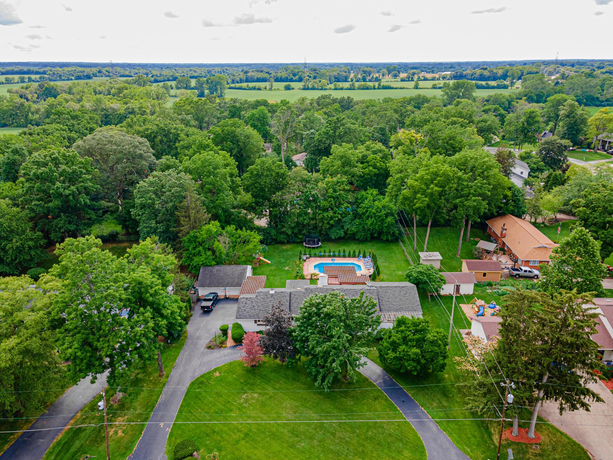1015 Cole Road Galloway, OH 43119 - Photo 3 of 116 Gallery Image 3