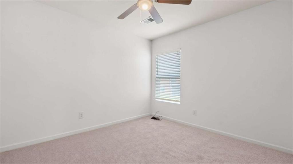 31 Southfork Drive Rome, GA 30165 - Photo 13 of 24 an empty room with a window
