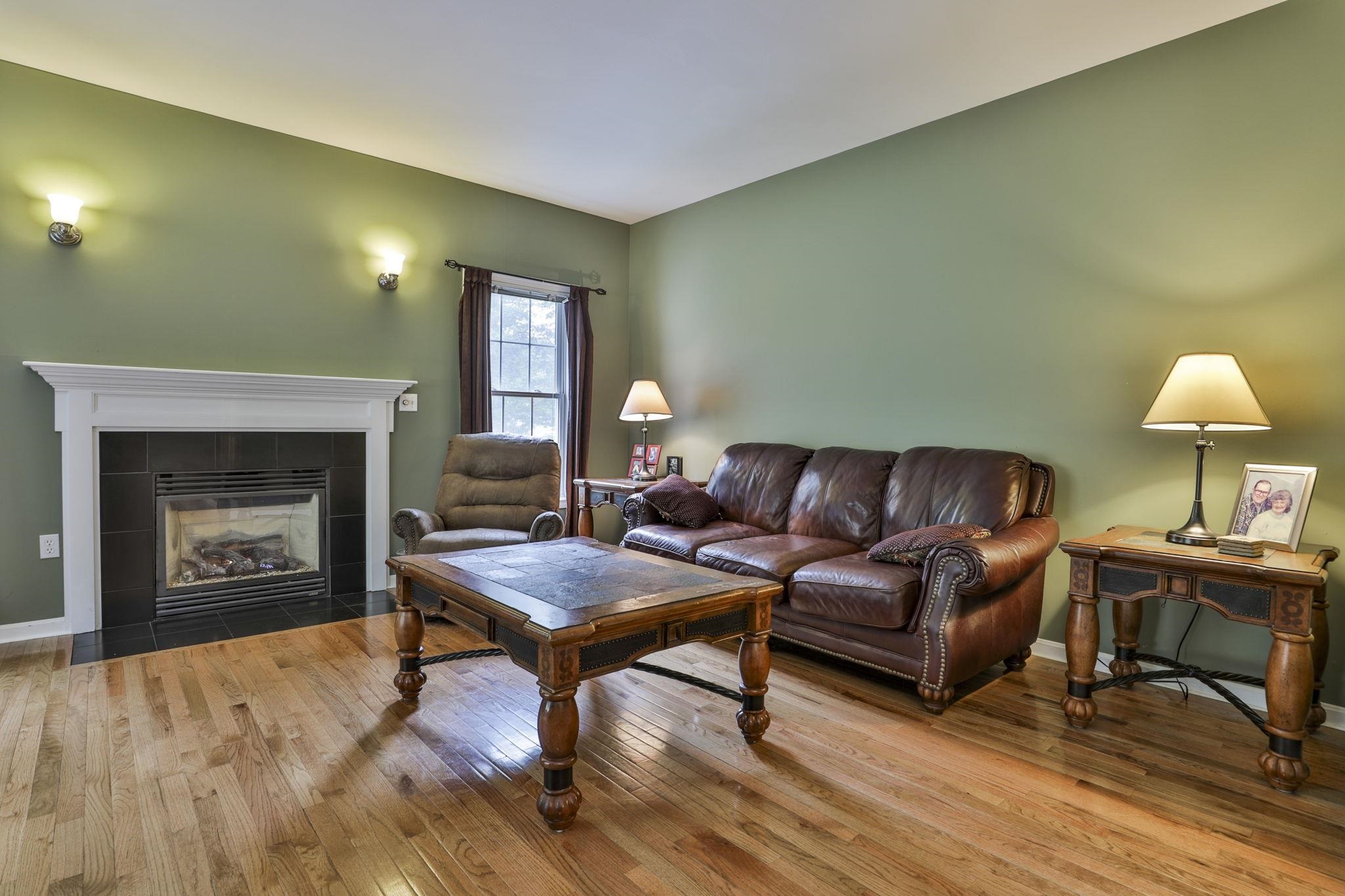 111 Woodhill Road Bow, NH 03304 - Photo 5 of 40