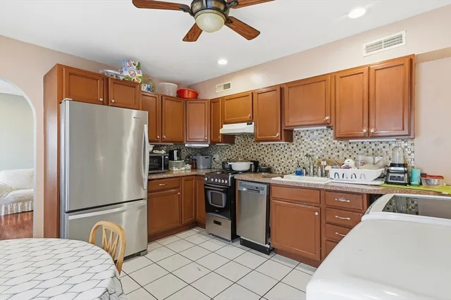 $1,500,000 | 163-165 Chestnut Street, Waltham, MA 02453