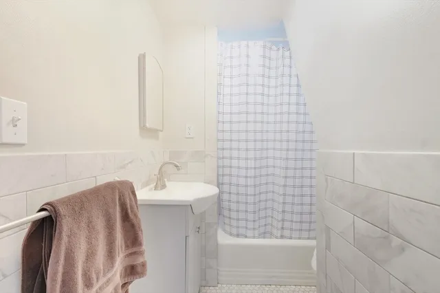 $1,500,000 | 163-165 Chestnut Street, Waltham, MA 02453