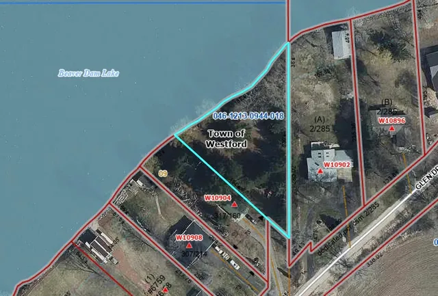 $420,900 | W10904 Glen Drive, Beaver Dam, WI 53916