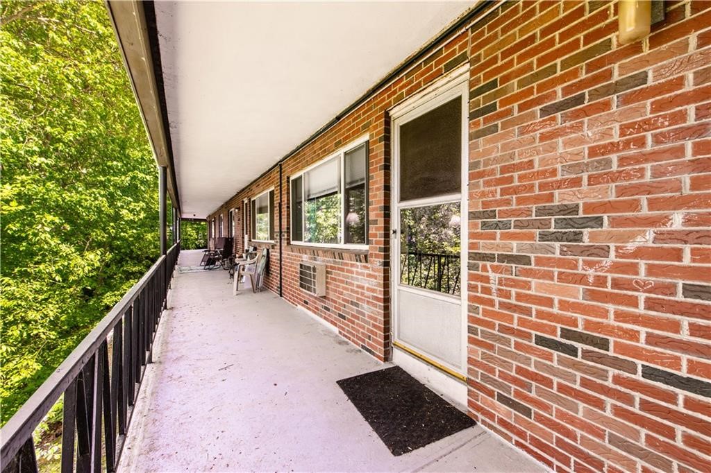 72 West Shore Road, Unit 202 Warwick, RI 02889 - Photo 13 of 19