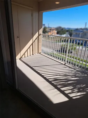 $3,000 | 3100 Gulf Boulevard, Unit 334, Belleair Beach, FL 33786