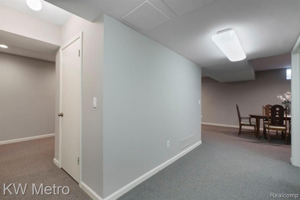 36915 Valley Ridge Drive Farmington Hills, MI 48331 - Photo 30 of 39