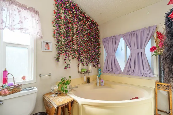 $349,000 | 97 Kennedy Lane, Unit 26, Healdsburg, CA 95448