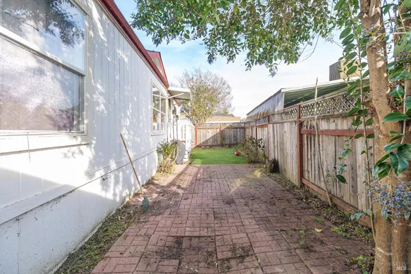 $349,000 | 97 Kennedy Lane, Unit 26, Healdsburg, CA 95448