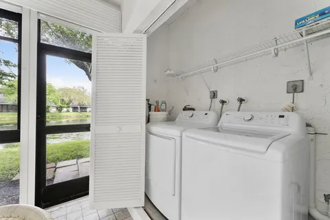 $279,000 | 3993 Carambola Circle North, Unit 2998, Pompano Beach, FL 33066