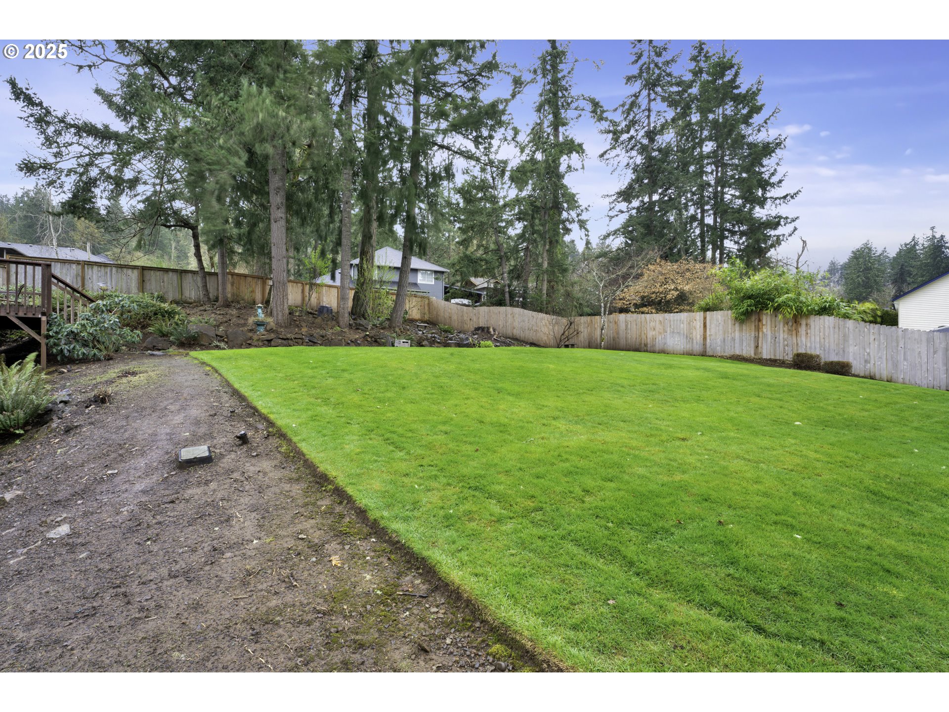 1002 South 69th Street Springfield, OR 97478 - Photo 40 of 44 a view of a yard with a tree