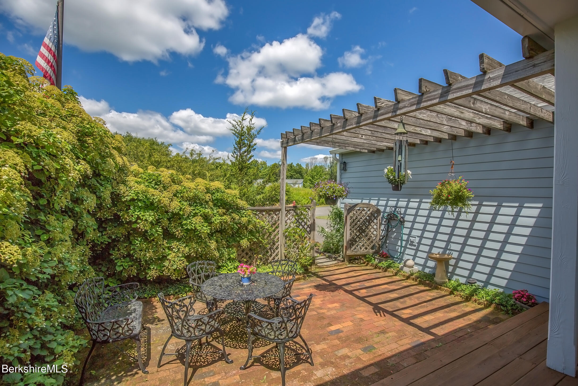 1136 Barker Road, Unit 64 Pittsfield, MA 01201 - Photo 15 of 66 courtyard