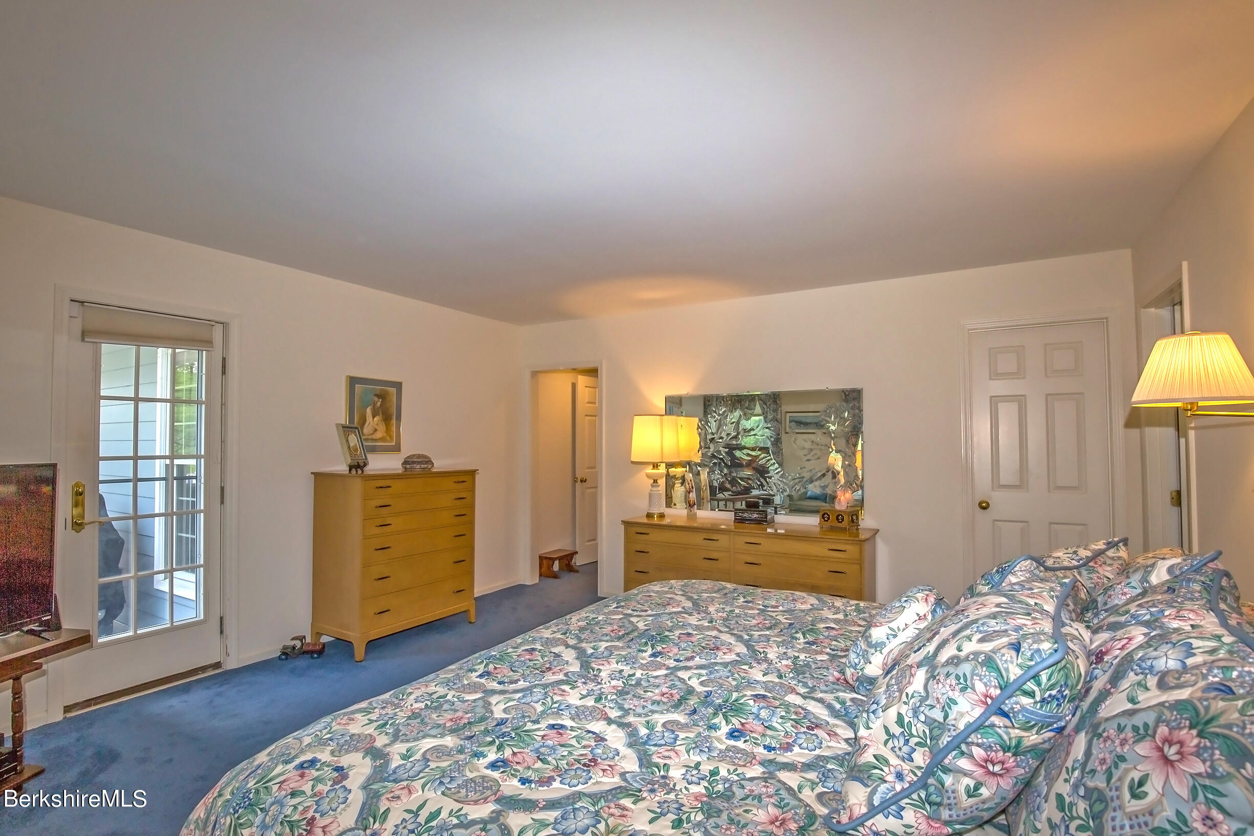 1136 Barker Road, Unit 64 Pittsfield, MA 01201 - Photo 31 of 66 primary