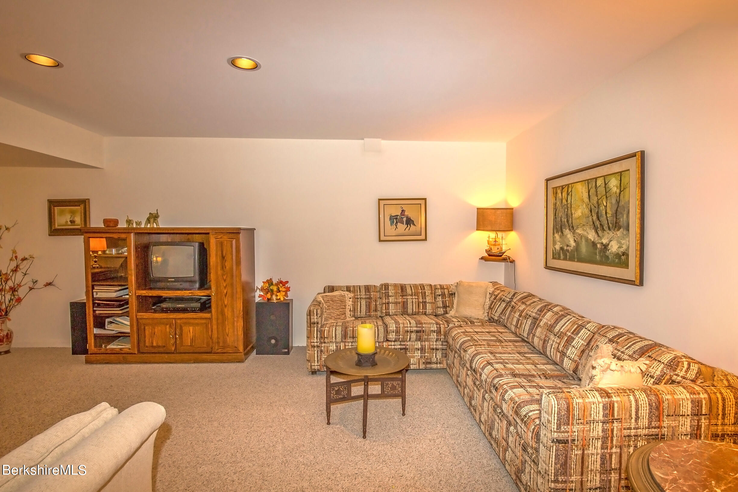 1136 Barker Road, Unit 64 Pittsfield, MA 01201 - Photo 50 of 66 bed 4 or study/office