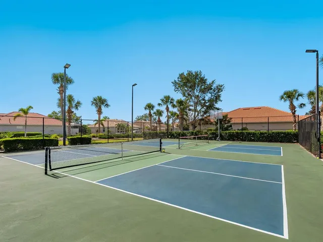 a view of a tennis court