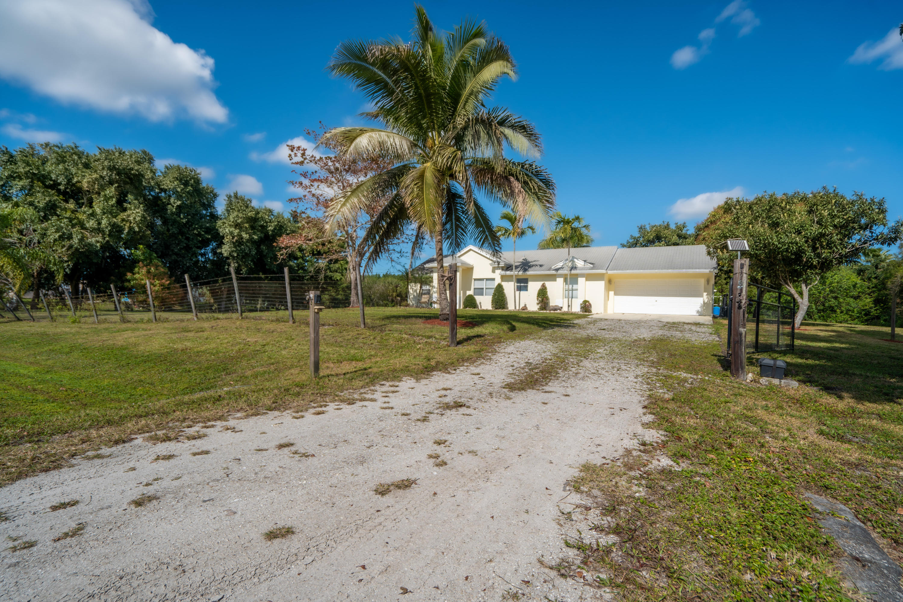 17335 33rd Road North Loxahatchee, FL 33470 - Photo 14 of 52 DSC03811