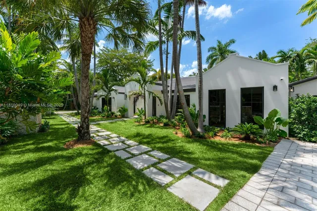 $9,750,000 | 3883 Wood Avenue, Miami, FL 33133