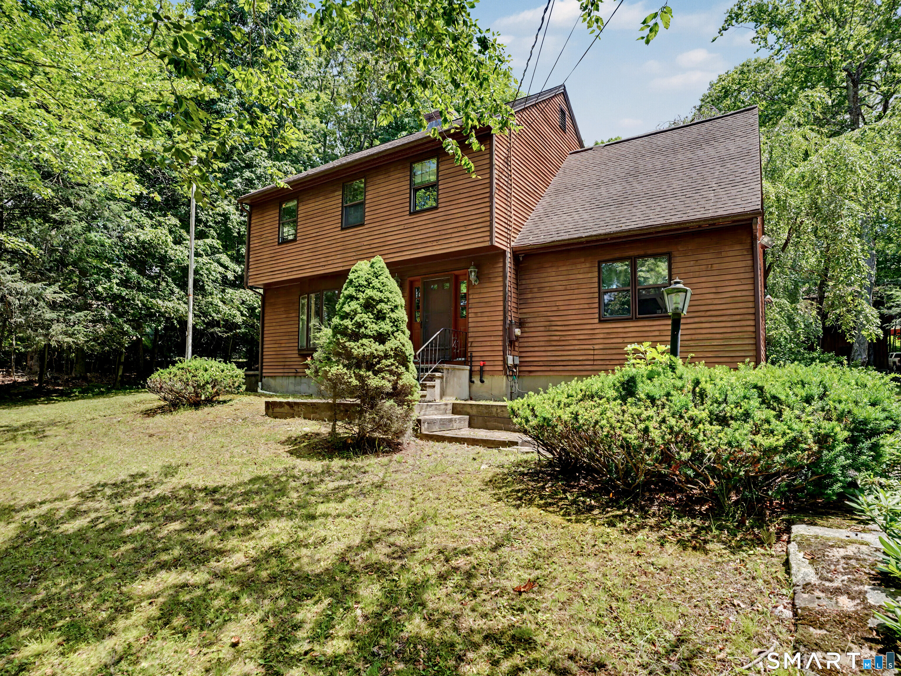 9 Old Country Road Oxford, CT 06478 - Photo 2 of 39 Front