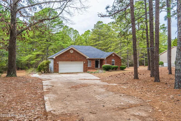 $2,300 | 1110 Devonshire Trail, Aberdeen, NC 28315