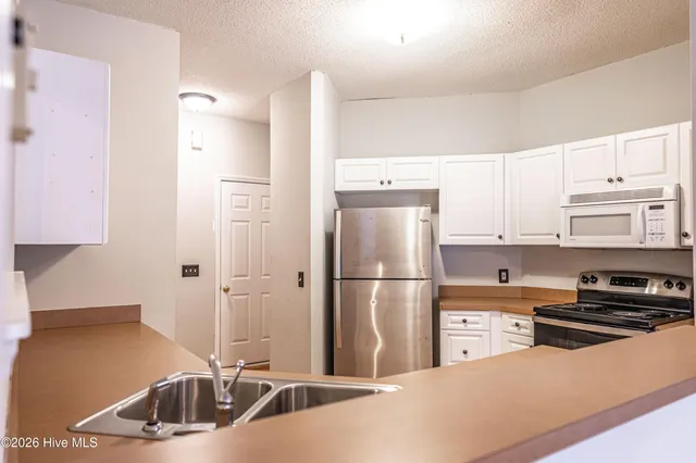 $2,400 | 1110 Devonshire Trail, Aberdeen, NC 28315