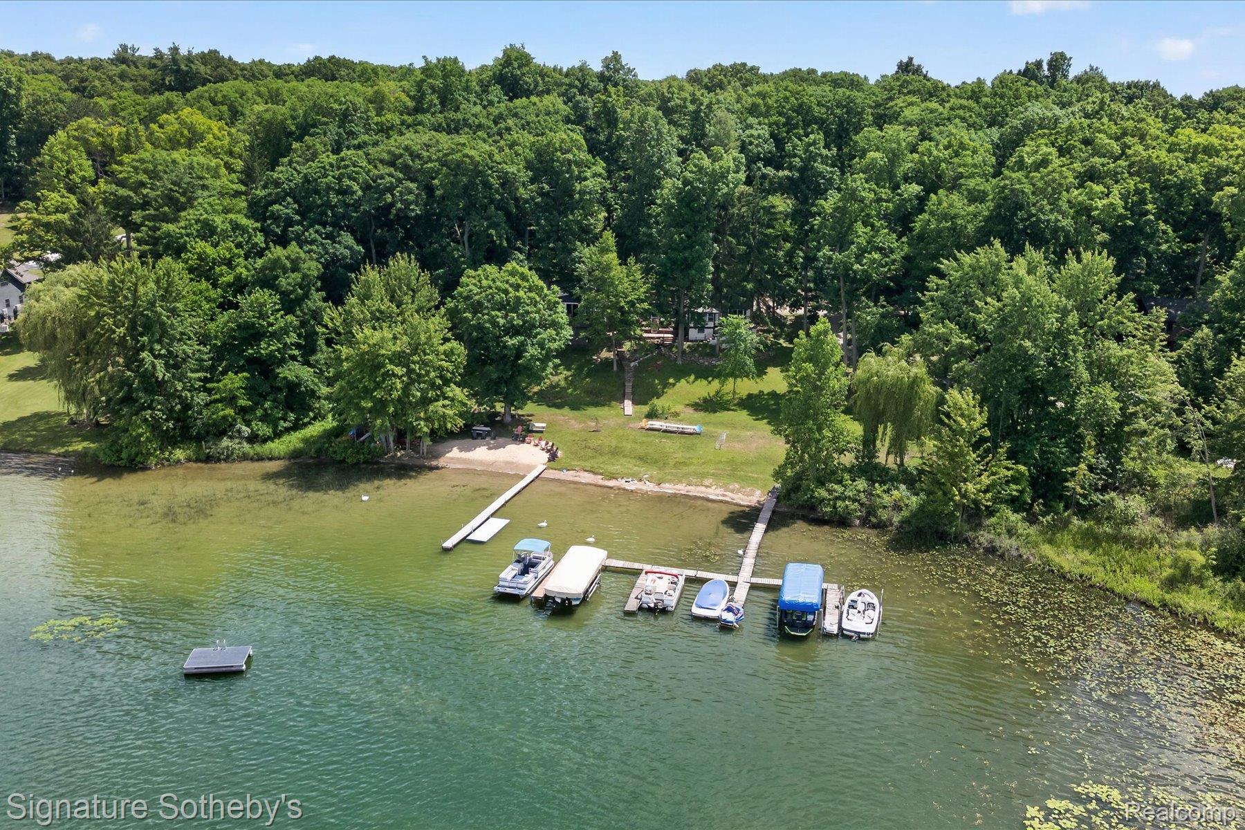 12200-130 Hadley Road Gregory, MI 48137 - Photo 5 of 55 45-12200-Hadley-Rd-Gregory-MI-48137-WindowStill.jpg