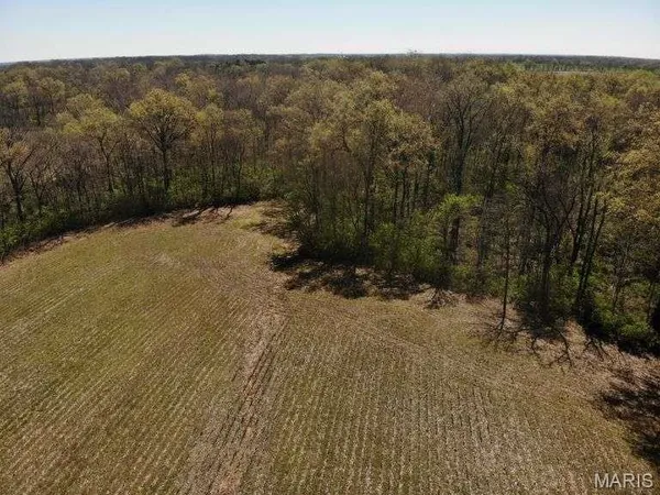 $400,000 | 8000 Jefferson Road, Freeburg, IL 62243