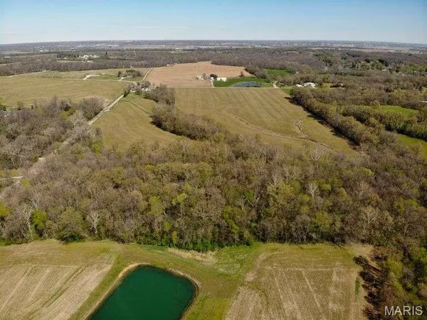 $400,000 | 8000 Jefferson Road, Freeburg, IL 62243