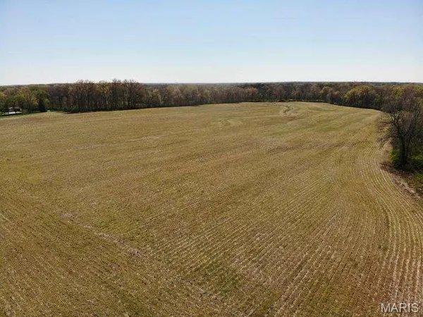 $400,000 | 8000 Jefferson Road, Freeburg, IL 62243