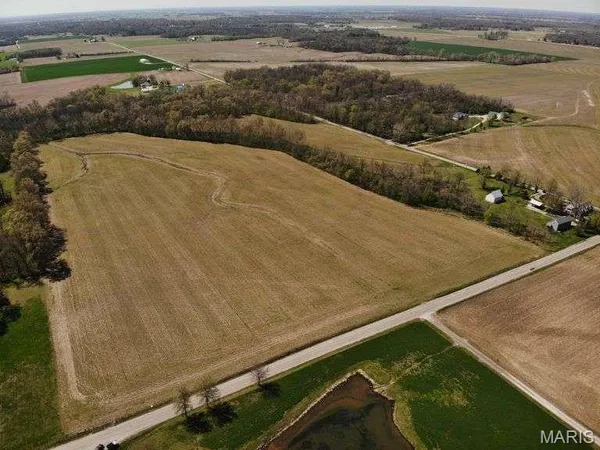 $400,000 | 8000 Jefferson Road, Freeburg, IL 62243