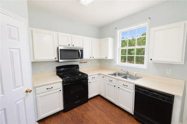 $2,150 | 3075 Kentmere Drive, Cumming, GA 30040