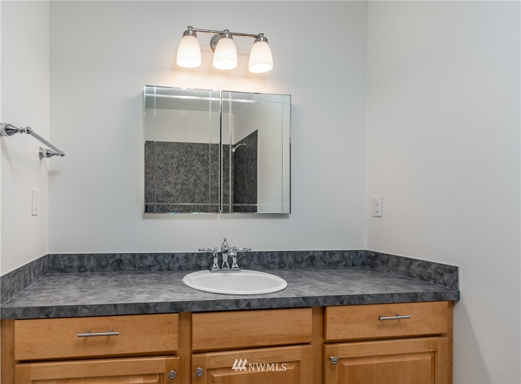 2284 West Hastie Lake Road Oak Harbor, WA 98277 - Photo 23 of 25 Gallery Image 23