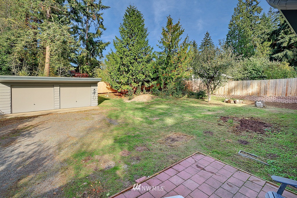 7907 200th Street Southwest Edmonds, WA 98026 - Photo 13 of 16 Gallery Image 13