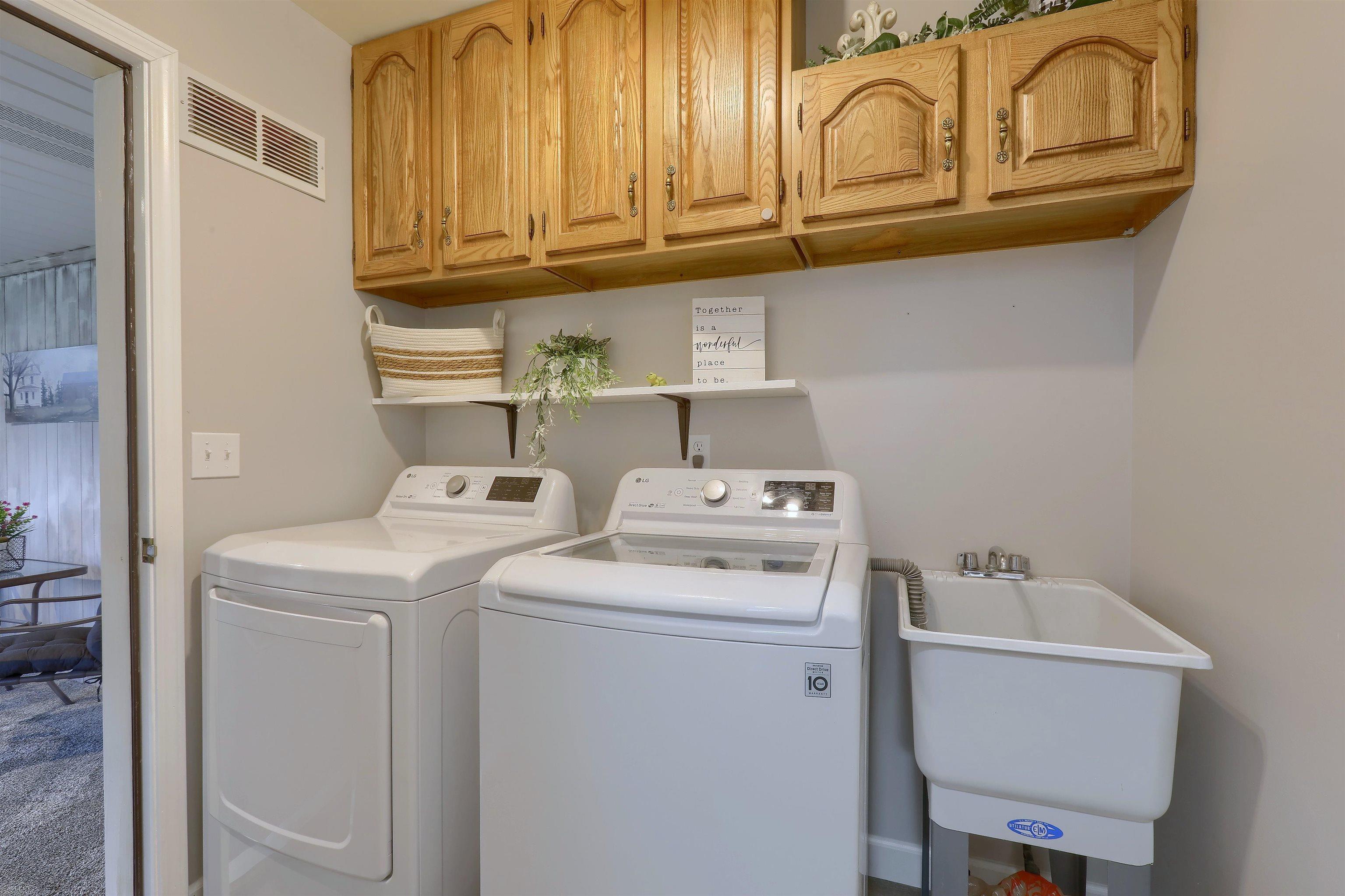321 Myers Road Lapeer, MI 48446 - Photo 15 of 33 50203400-bd3b3727-d475-4b93-b981-201465b204a6.JPG