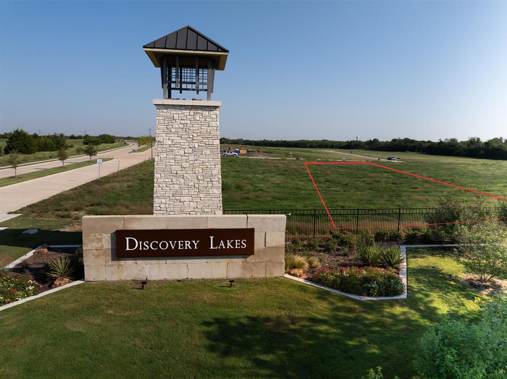 1639 Canyon Lake Road Rockwall, TX 75087 - Photo 1 of 9 a view of a water pond with green space