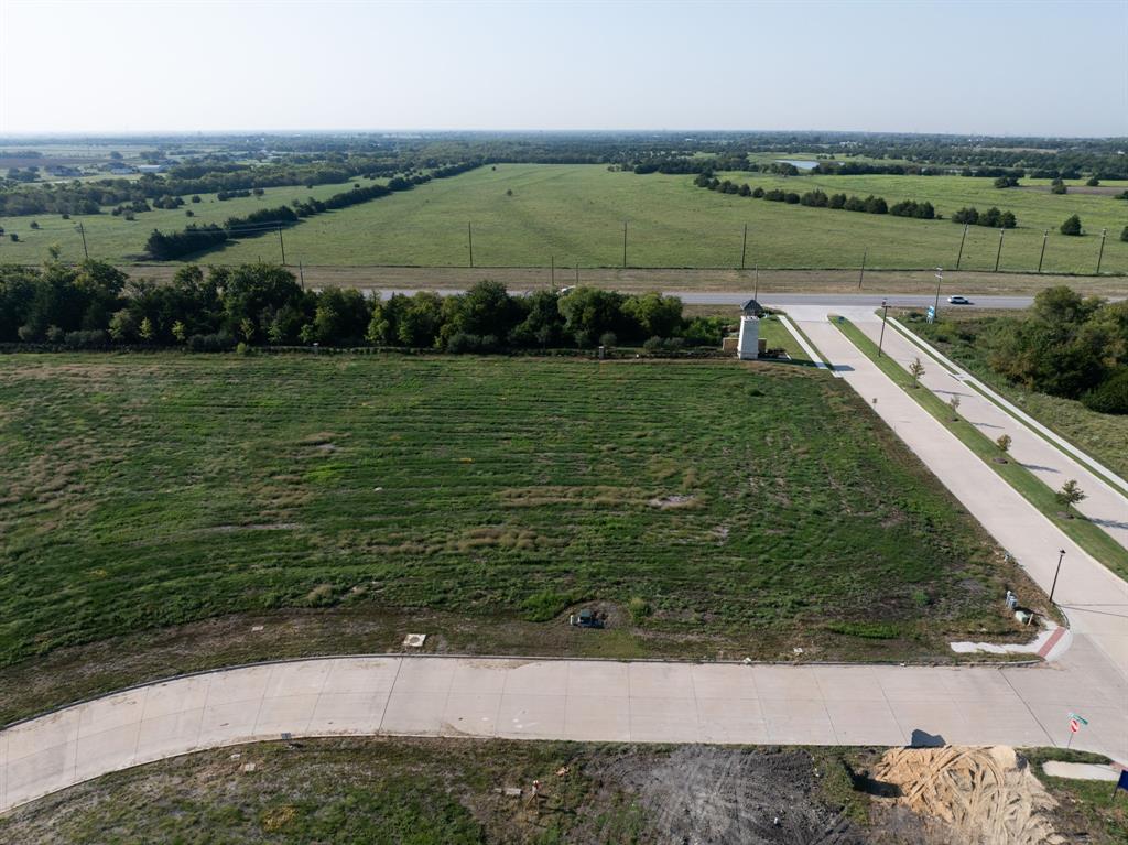 1639 Canyon Lake Road Rockwall, TX 75087 - Photo 5 of 9 a view of a field with an ocean