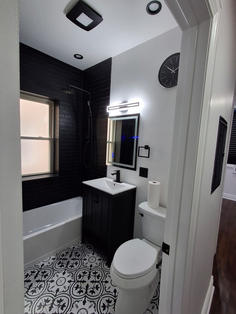 7939 South Justine Street, Unit 1 Chicago, IL 60620 - Photo 6 of 8