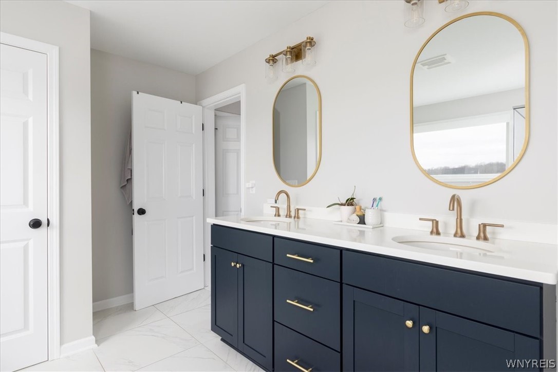 5489 Cooper Ridge Hamburg, NY 14075 - Photo 16 of 40