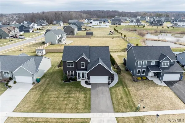 $649,900 | 5489 Cooper Ridge, Hamburg, NY 14075
