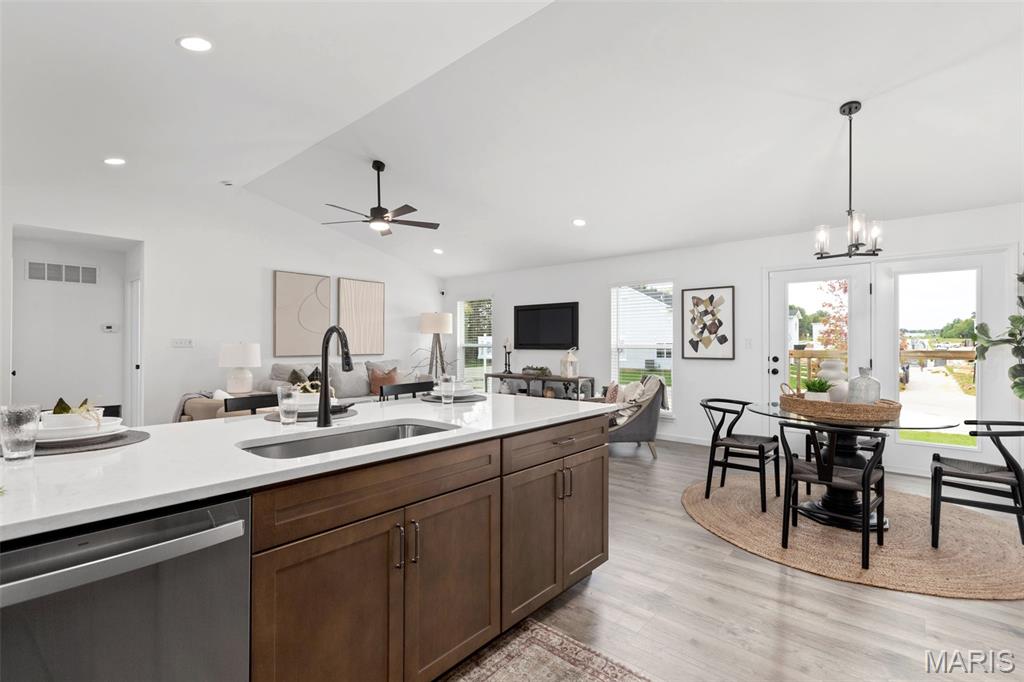 2 Aspen At River Bluffs Manors, Unit ASPEN AT RIVER BLUFFS Florissant, MO 63031 - Photo 19 of 26