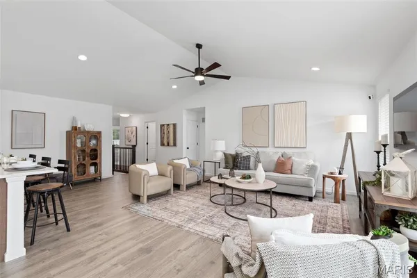 $259,900 | 2 Aspen At River Bluffs Manors, Unit ASPEN AT RIVER BLUFFS, Florissant, MO 63031