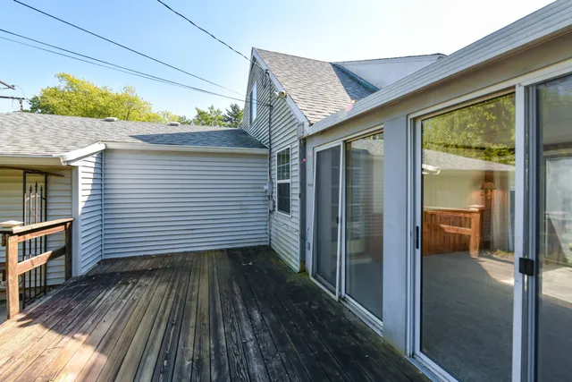 $264,900 | 8707 North 52nd Street, Brown Deer, WI 53223