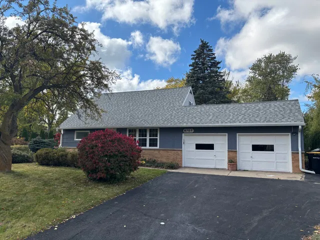 $264,900 | 8707 North 52nd Street, Brown Deer, WI 53223