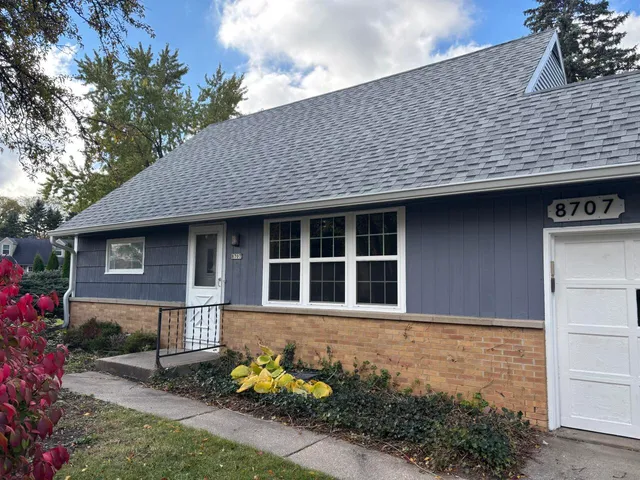 $264,900 | 8707 North 52nd Street, Brown Deer, WI 53223