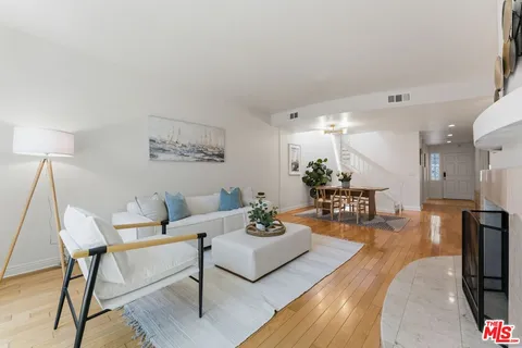 $1,069,000 | 1436 20th Street, Unit 8, Santa Monica, CA 90404
