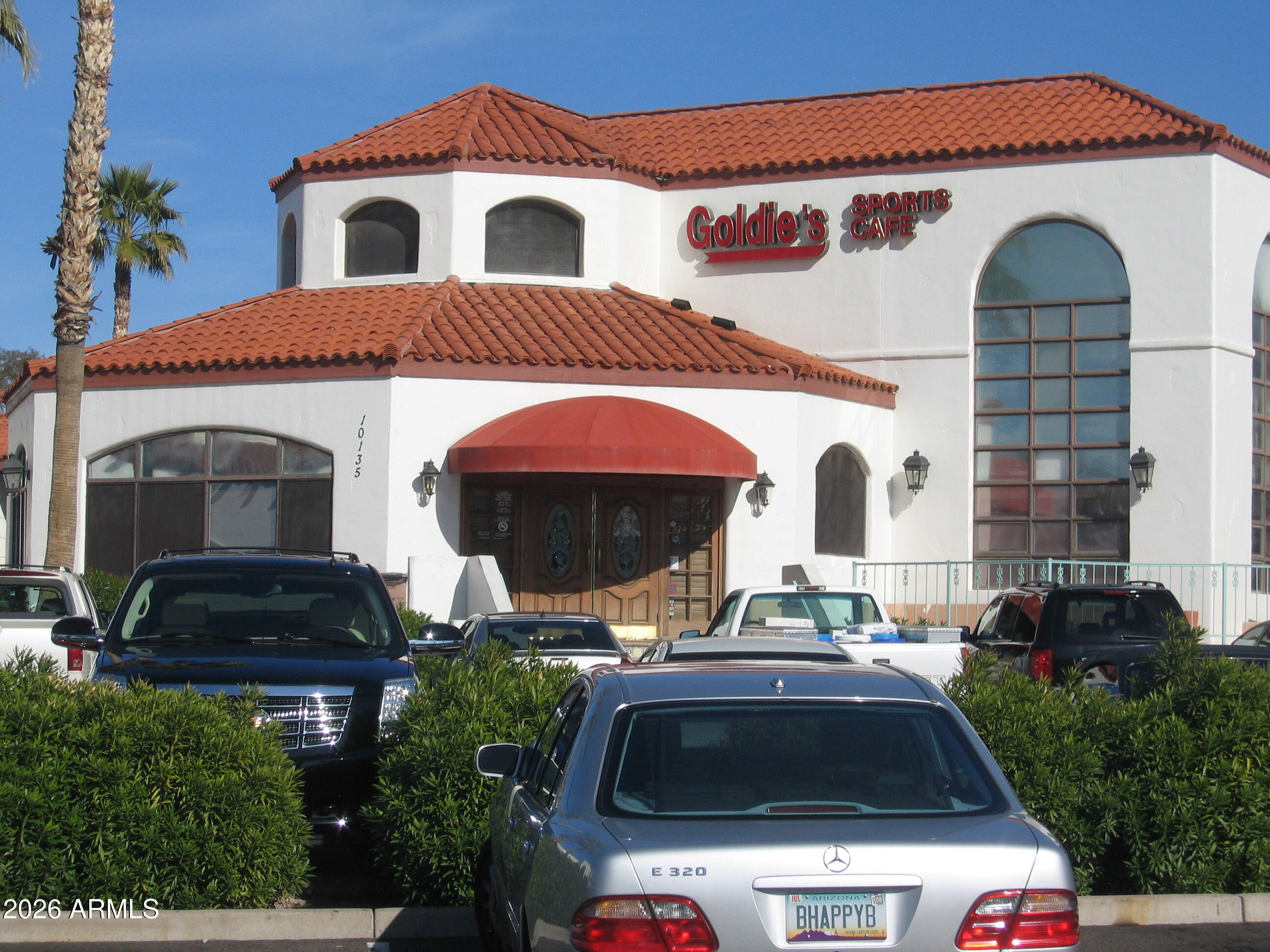 9705 East Mountain View Road, Unit 1107 Scottsdale, AZ 85258 - Photo 34 of 35 Goldie's Sports Bar and Grill