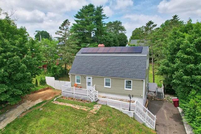 $449,000 | 30 Warm Earth Road, Naugatuck, CT 06770