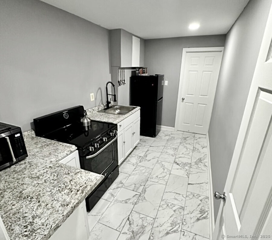 30 Warm Earth Road Naugatuck, CT 06770 - Photo 34 of 39