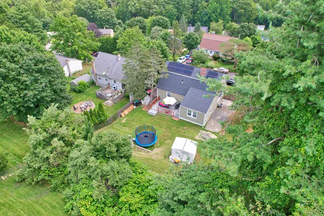 $449,000 | 30 Warm Earth Road, Naugatuck, CT 06770