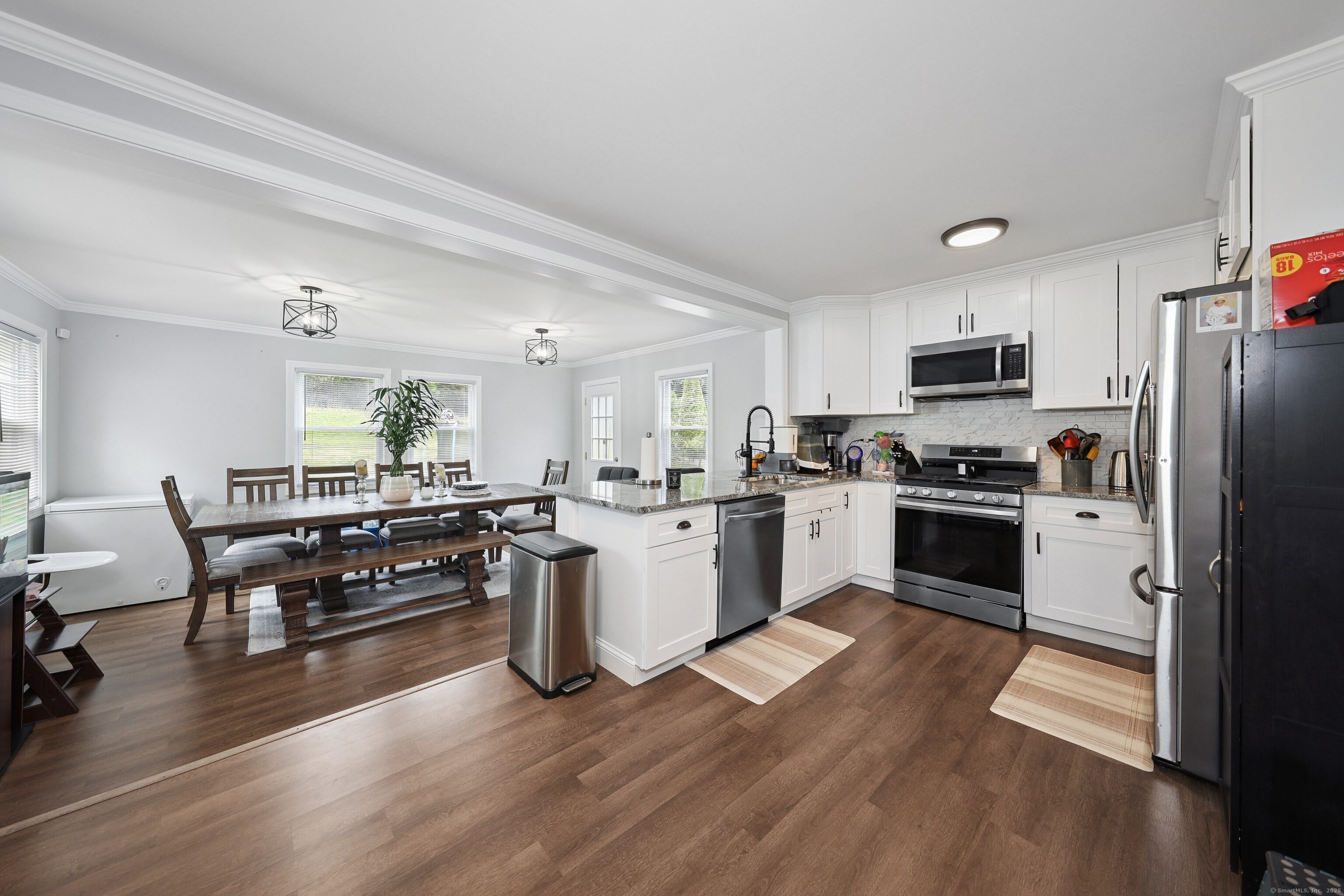 30 Warm Earth Road Naugatuck, CT 06770 - Photo 9 of 39