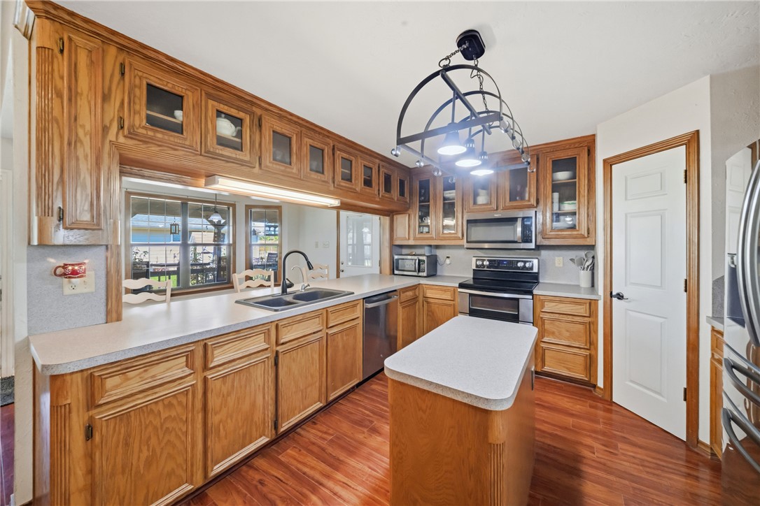 1152 McNutt Road Franklin, TX 77856 - Photo 9 of 29